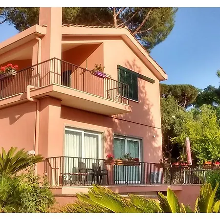 Bed & Breakfast La Casa Di Lili 3*