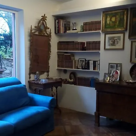 La Casa Di Lili Bed & Breakfast 3*